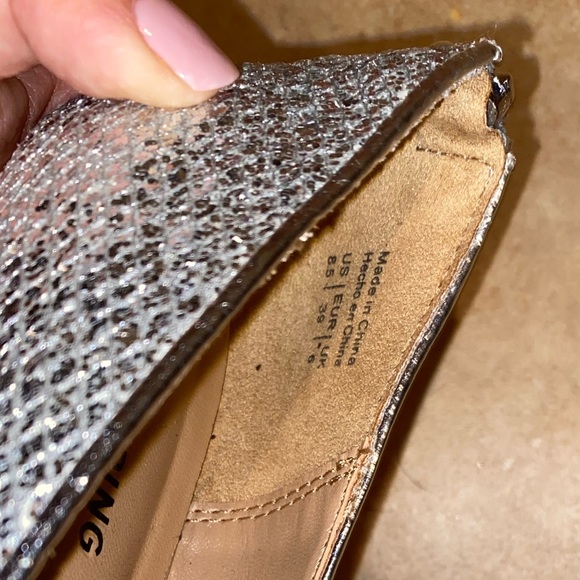 Call it spring silver flats - Picture 4 of 5